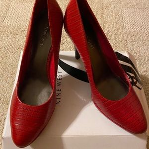 Brand new. One wet pumps..